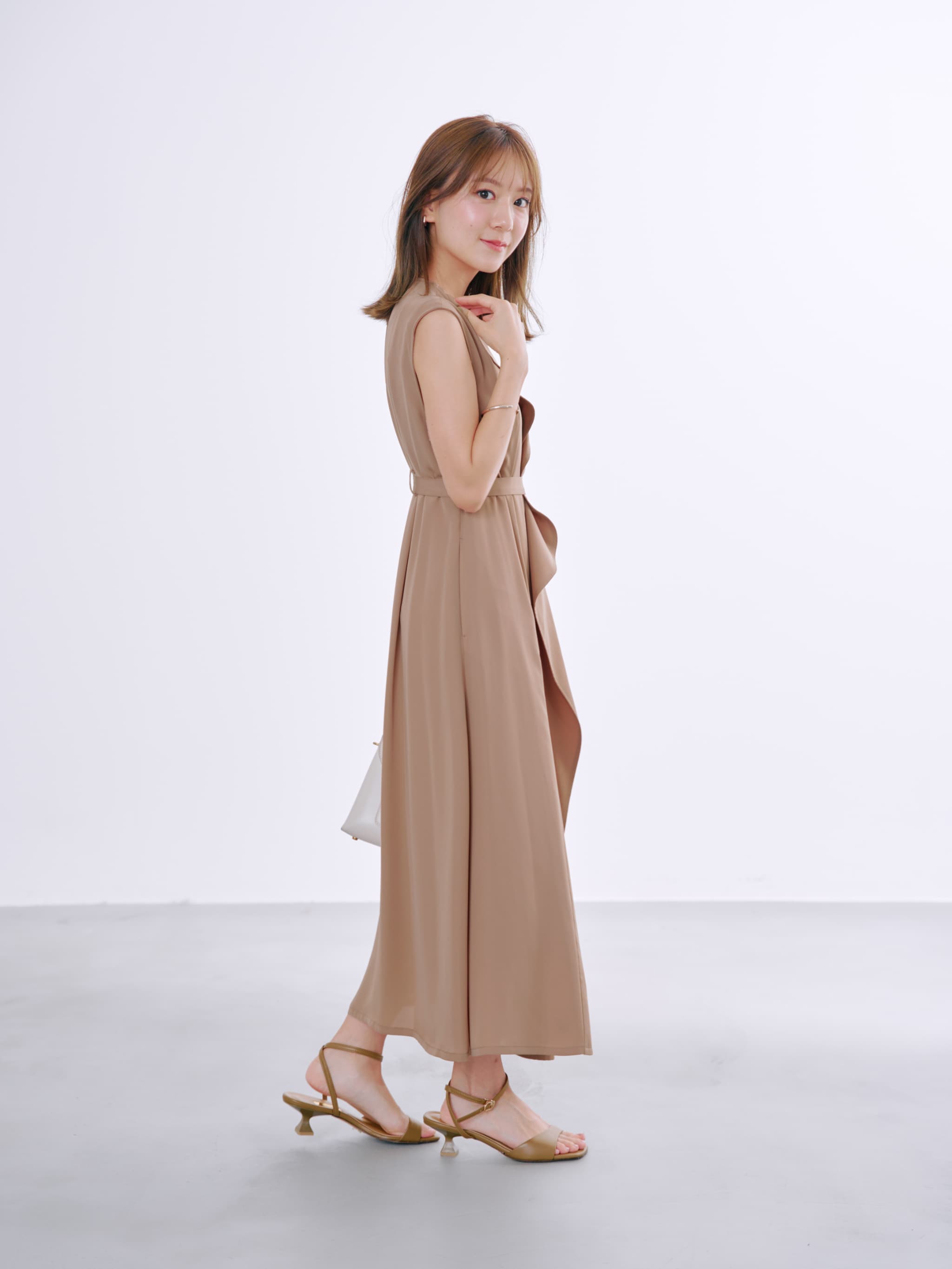 【未使用品】コヒナ　COHINA 　2WAYミニジレワンピース ベージュ 2wayミニジレワンピース | 小柄・低身長女性向けファッション通販