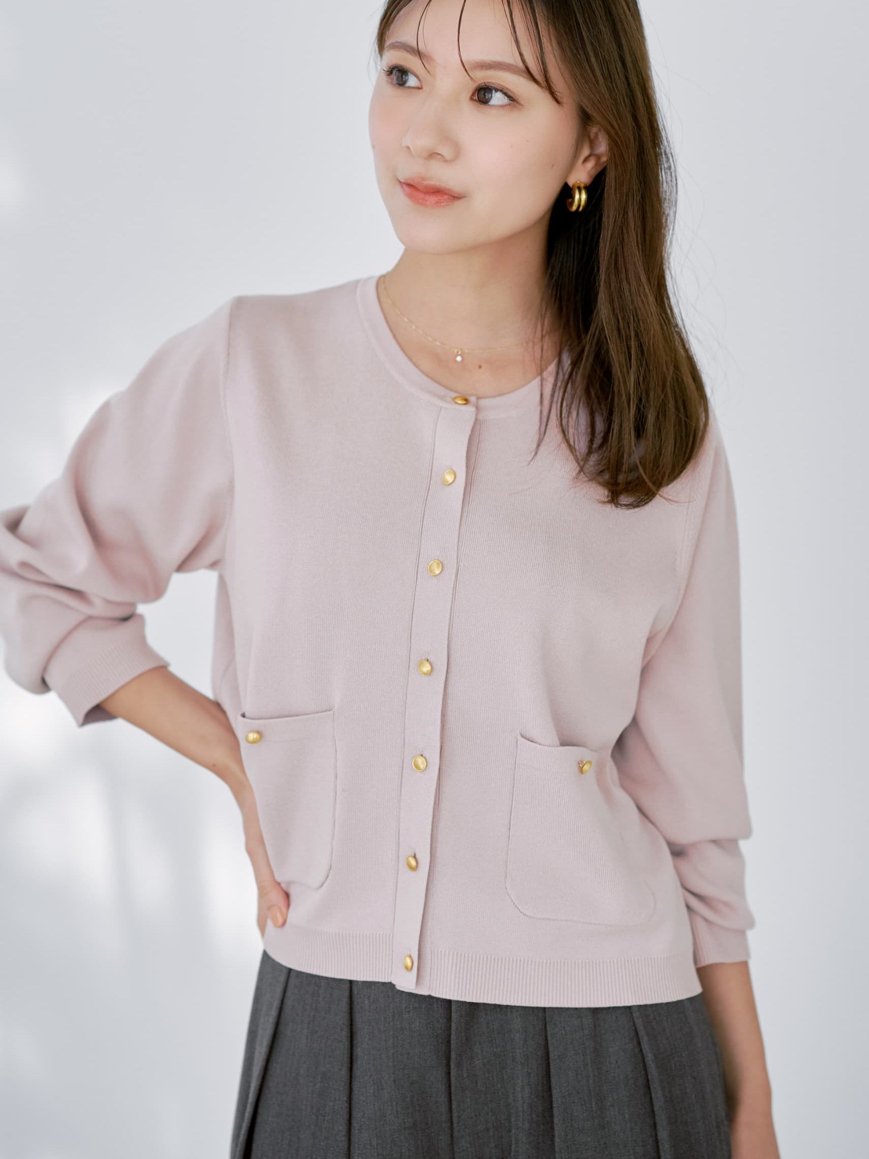 ゴールドボタンニットカーディガン | 小柄・低身長女性向け