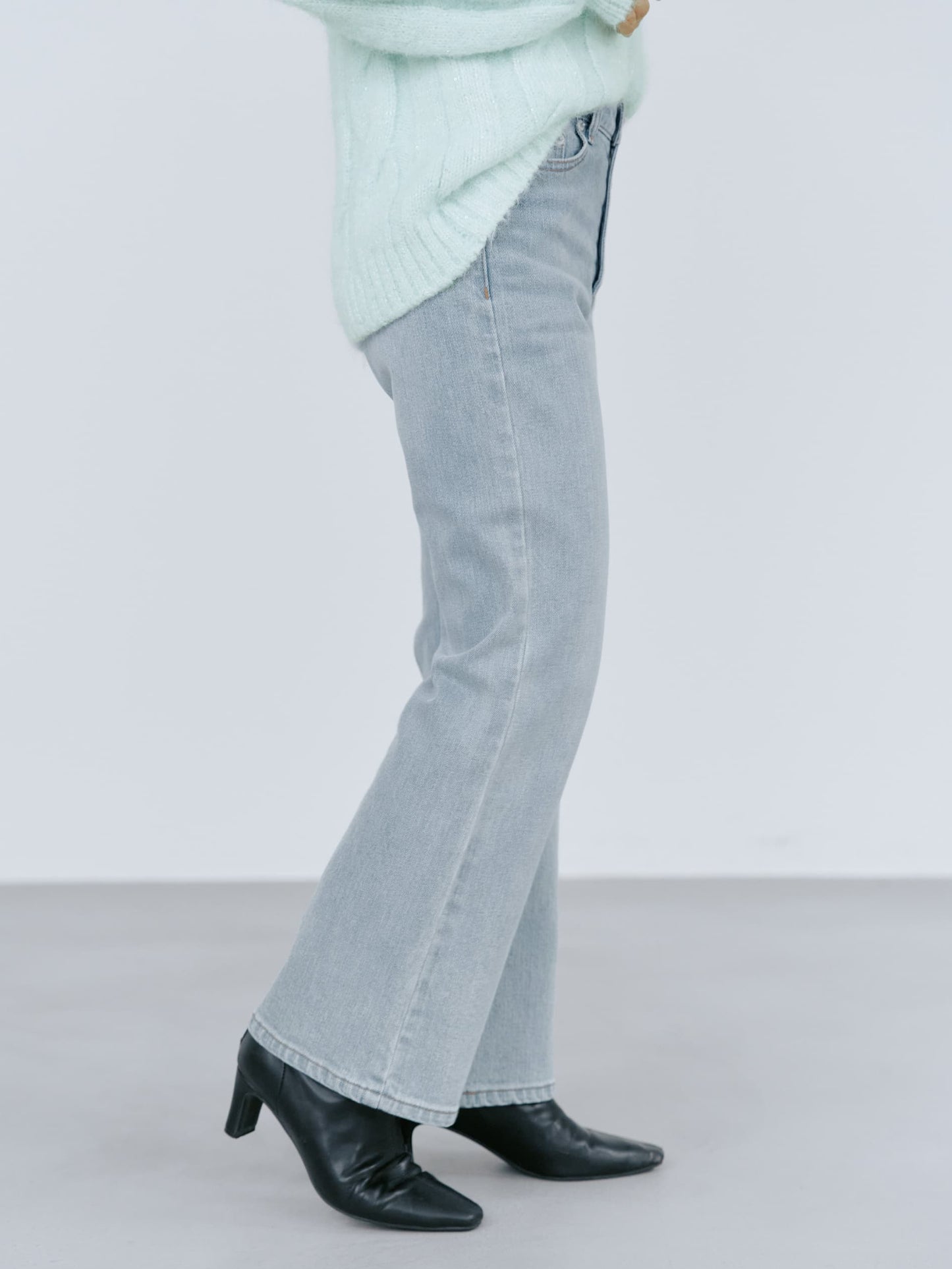 143cm | B:73 W:60 H:81 股下:65  | short-XS着用