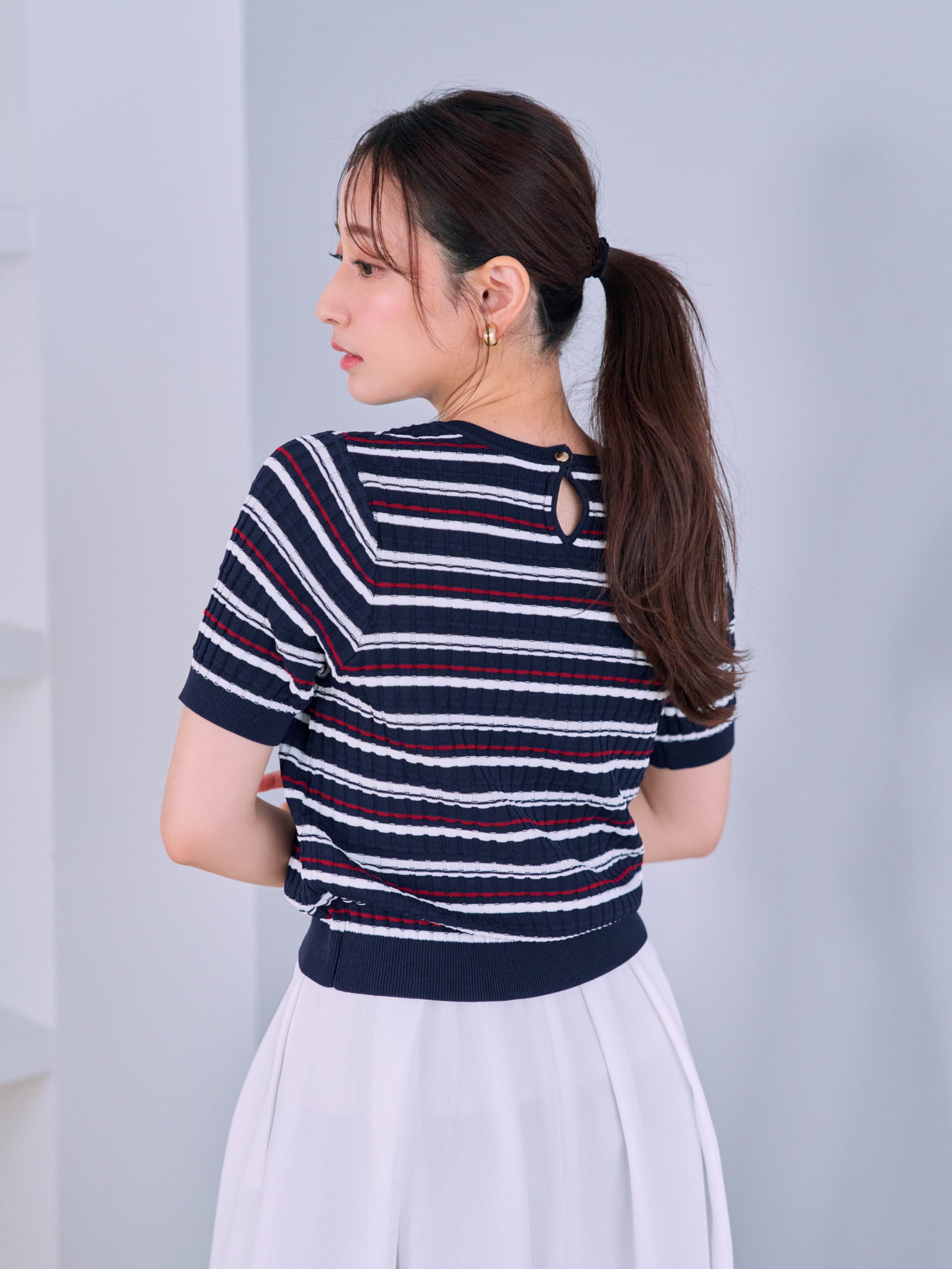マルチボーダーサマーニットトップス | 小柄・低身長女性向け