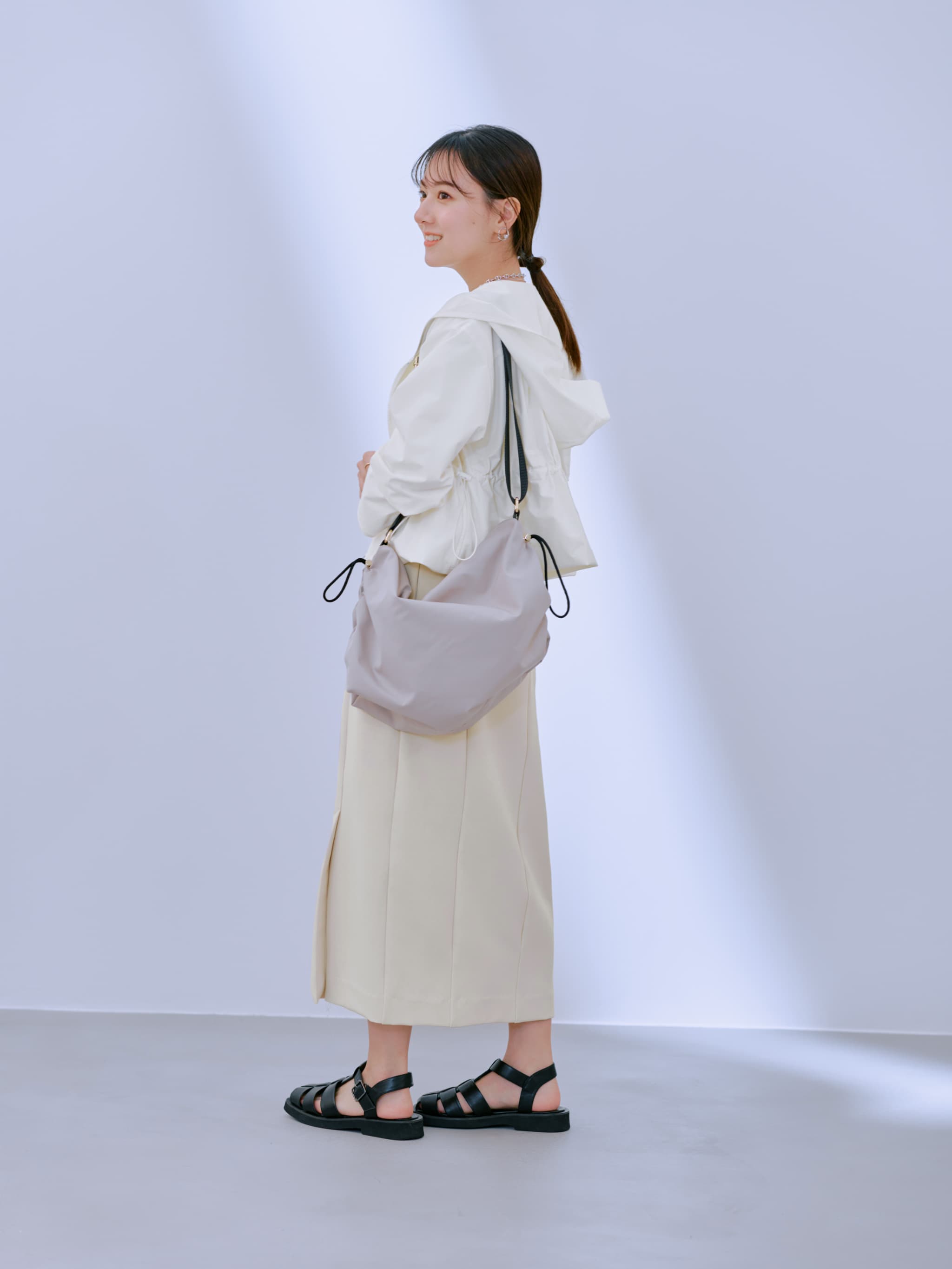撥水】ドロストギャザーデザインバッグ | 小柄・低身長女性向け