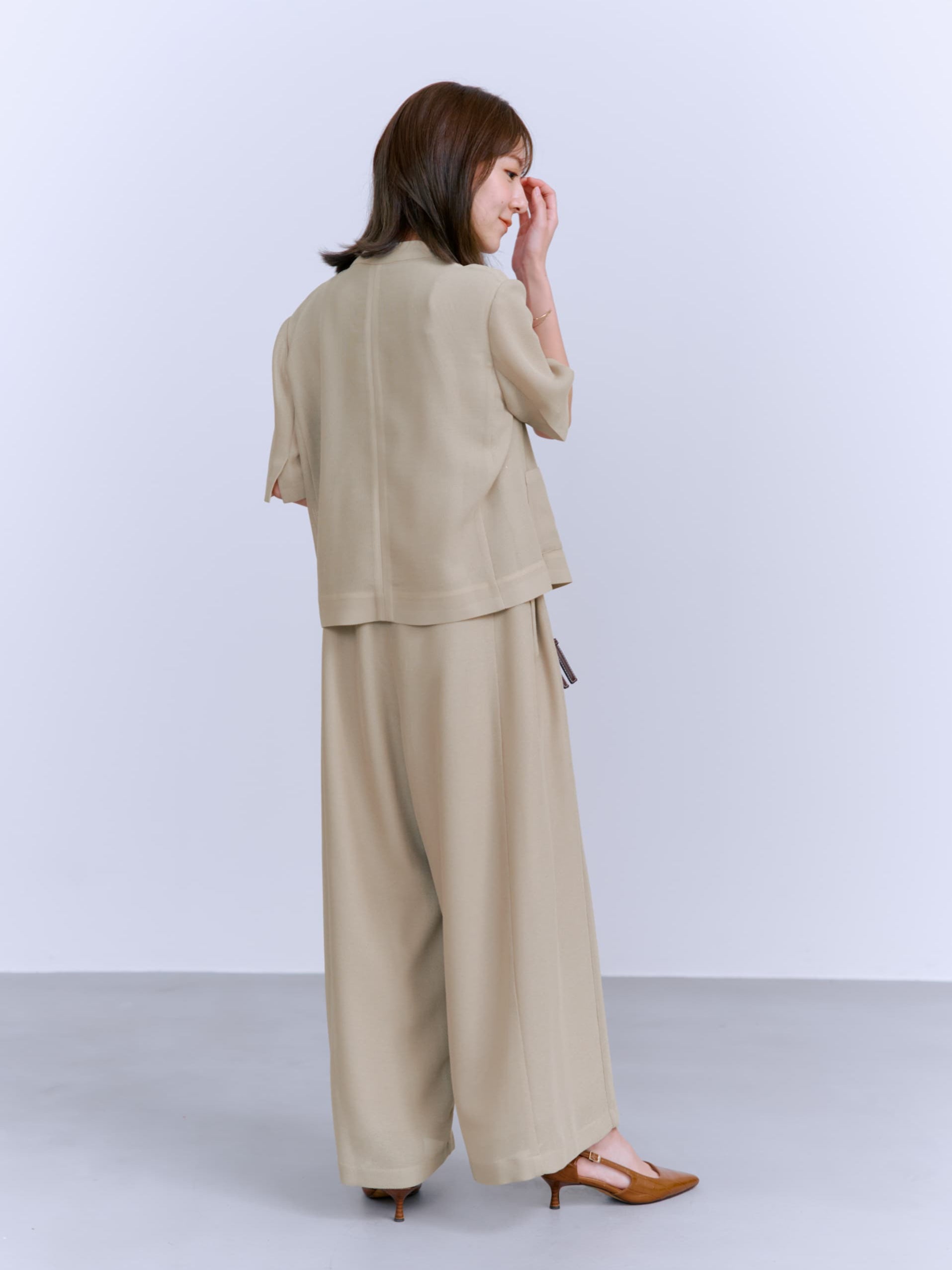 ハーフスリーブノーカラーメッシュジャケット | 小柄・低身長