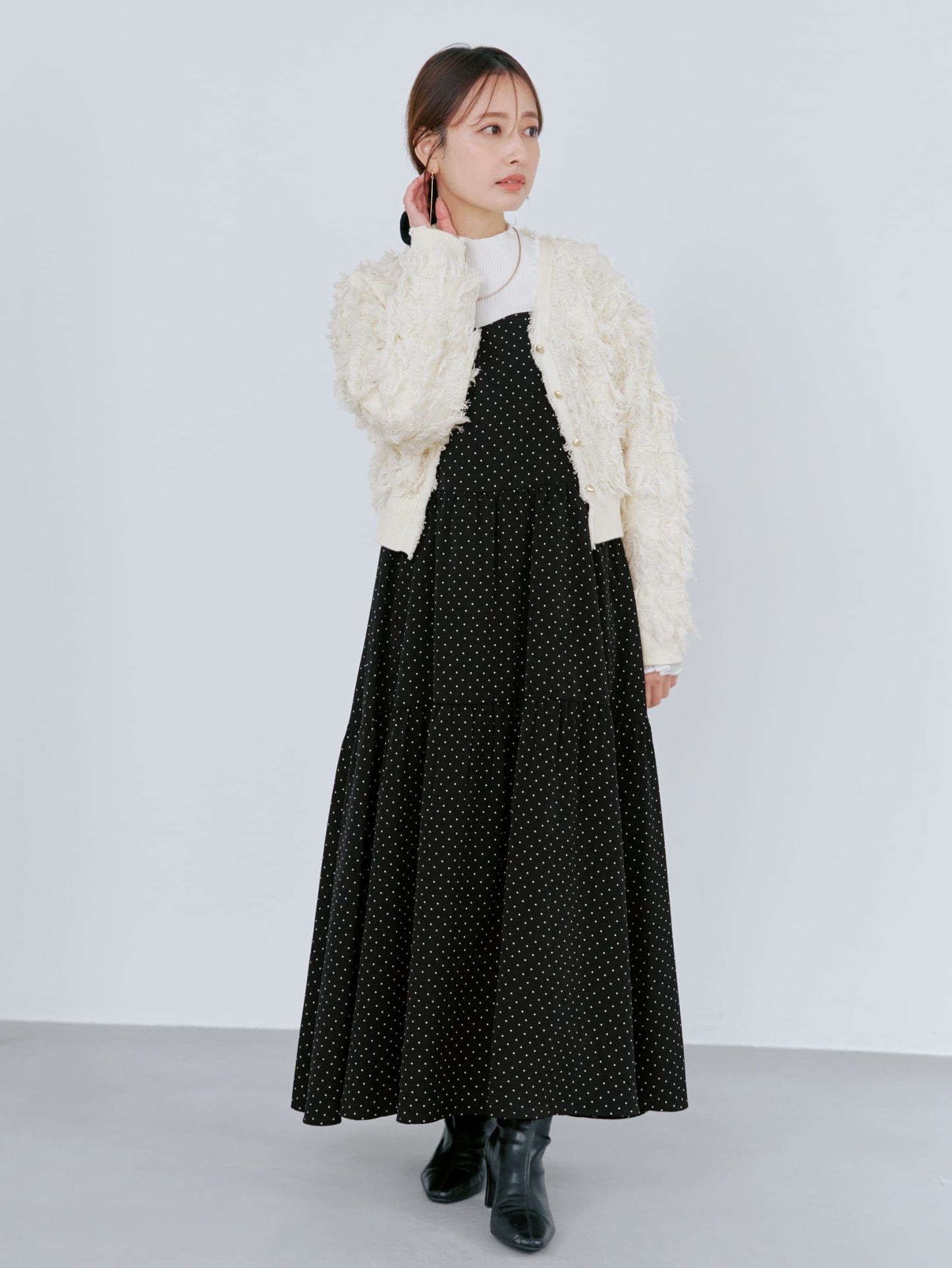 149cm | B:77 W:60 H:83 股下:68.5 | ワンサイズ着用