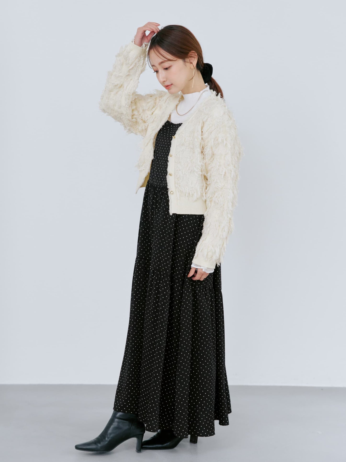 フリンジジャカードショートカーディガン　[通常]