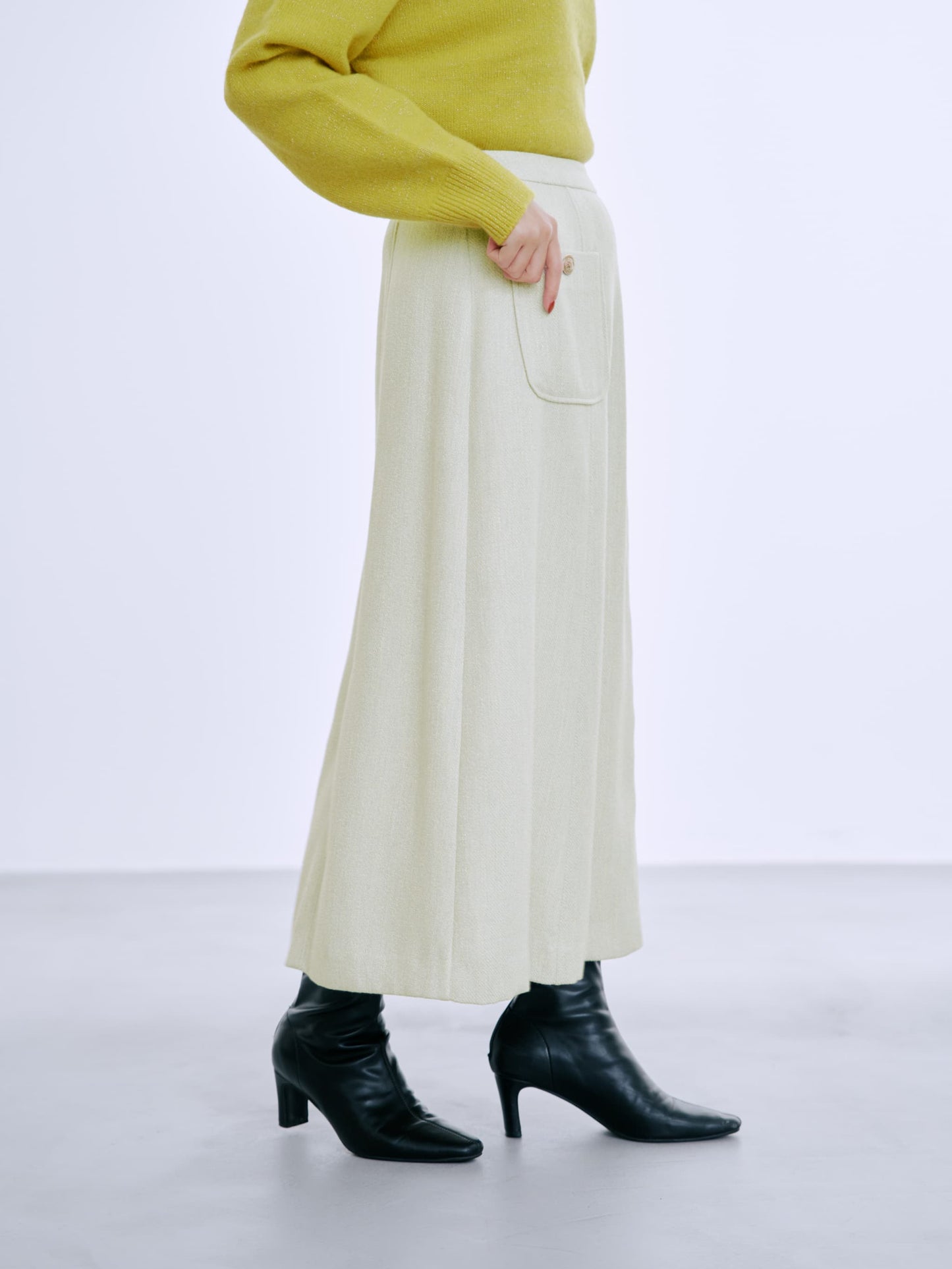 149cm | B:77 W:60 H:83 股下:68.5 | regular-XS着用