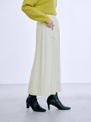 149cm | B:77 W:60 H:83 股下:68.5 | regular-XS着用