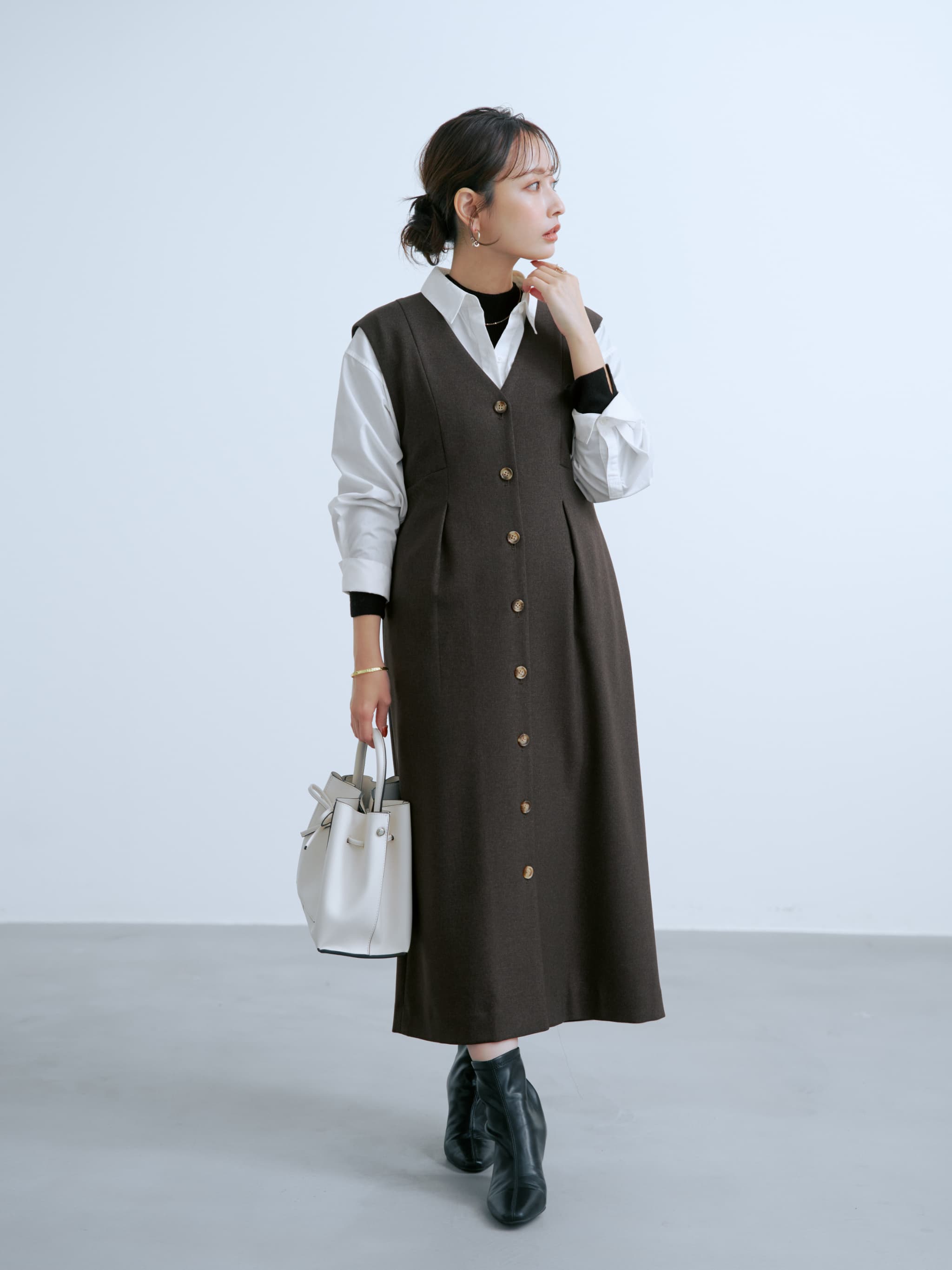 フロントボタンVネックジャンパースカート-short & regular | 小柄・低