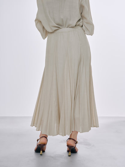 143cm | B:73 W:60 H:81 股下:65  | short-XS着用