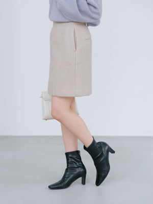 149cm | B:77 W:60 H:83 股下:68.5 | XS着用