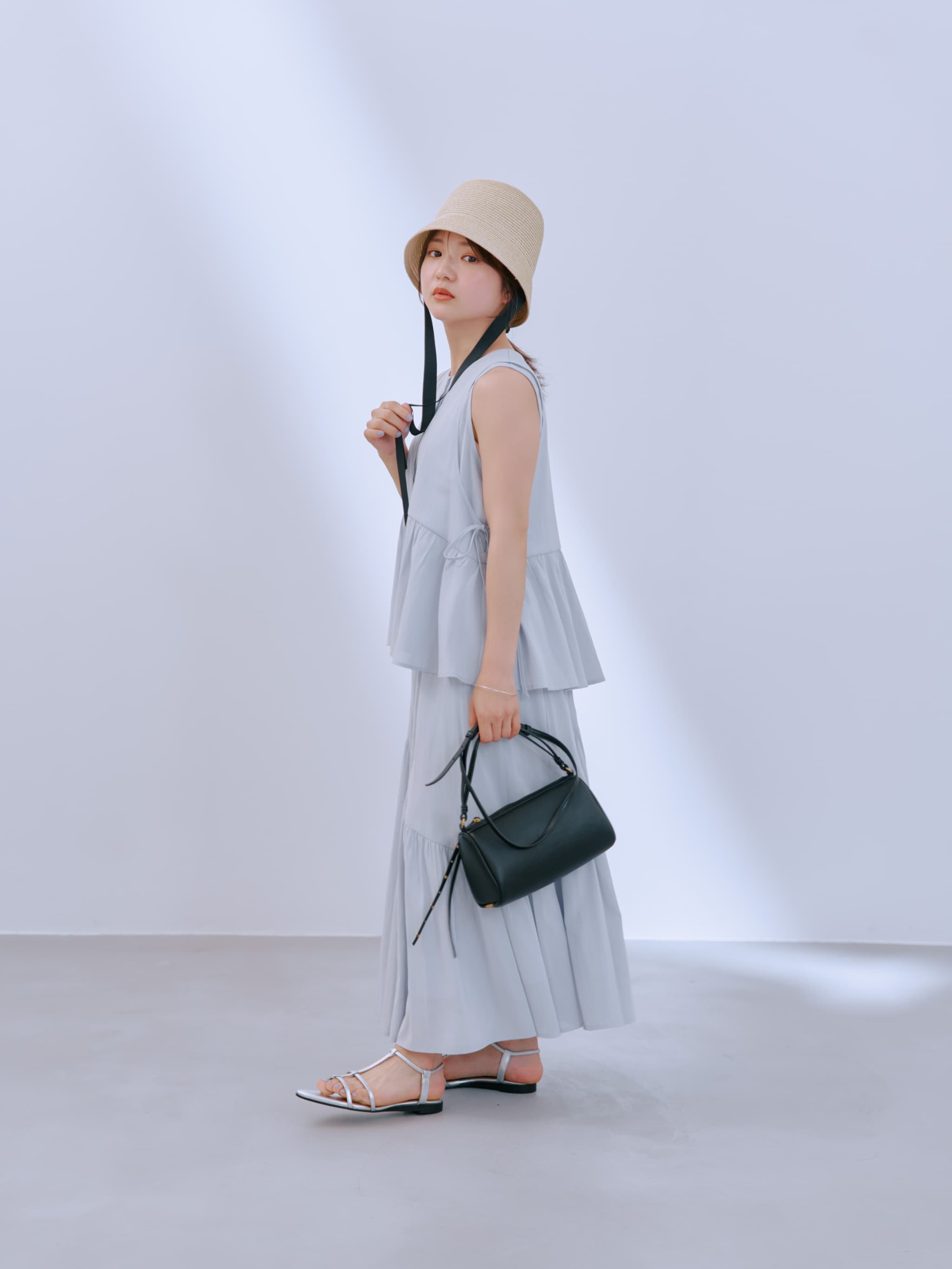 【未使用】カネコイサオ☆綿ローン5段ティアードスカート キナリ 未使用】カネコイサオ☆綿ローン5段ティアードスカート キナリ