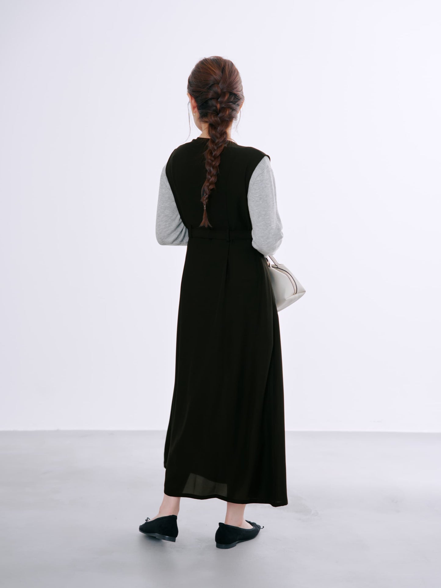 ラッフルとろみジレワンピース-short & regular　[通常]