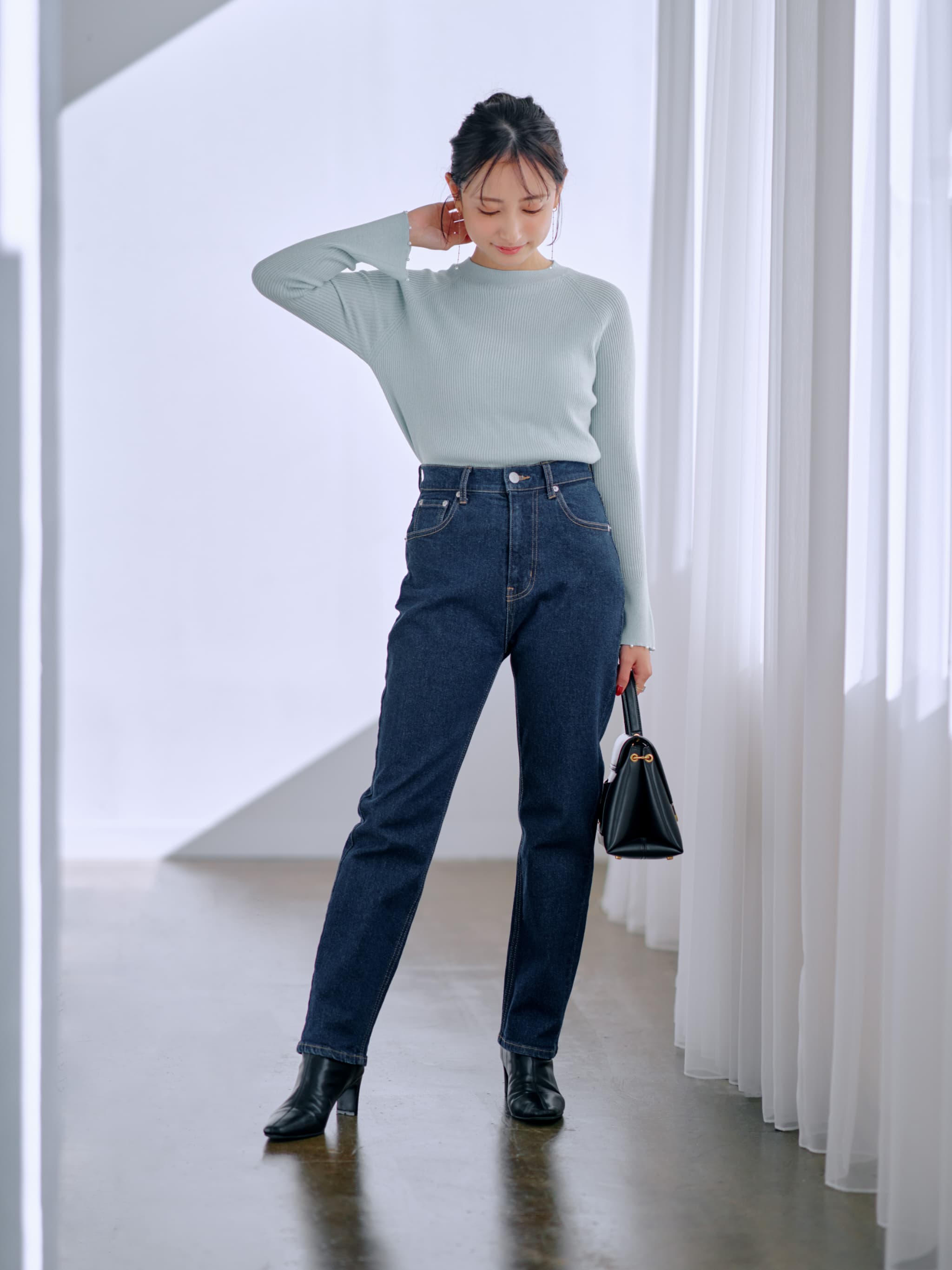 COHINA DENIM スリムストレート-short & regular | 小柄・低身長女性向けファッション通販、コーディネート | COHINA  STORE公式