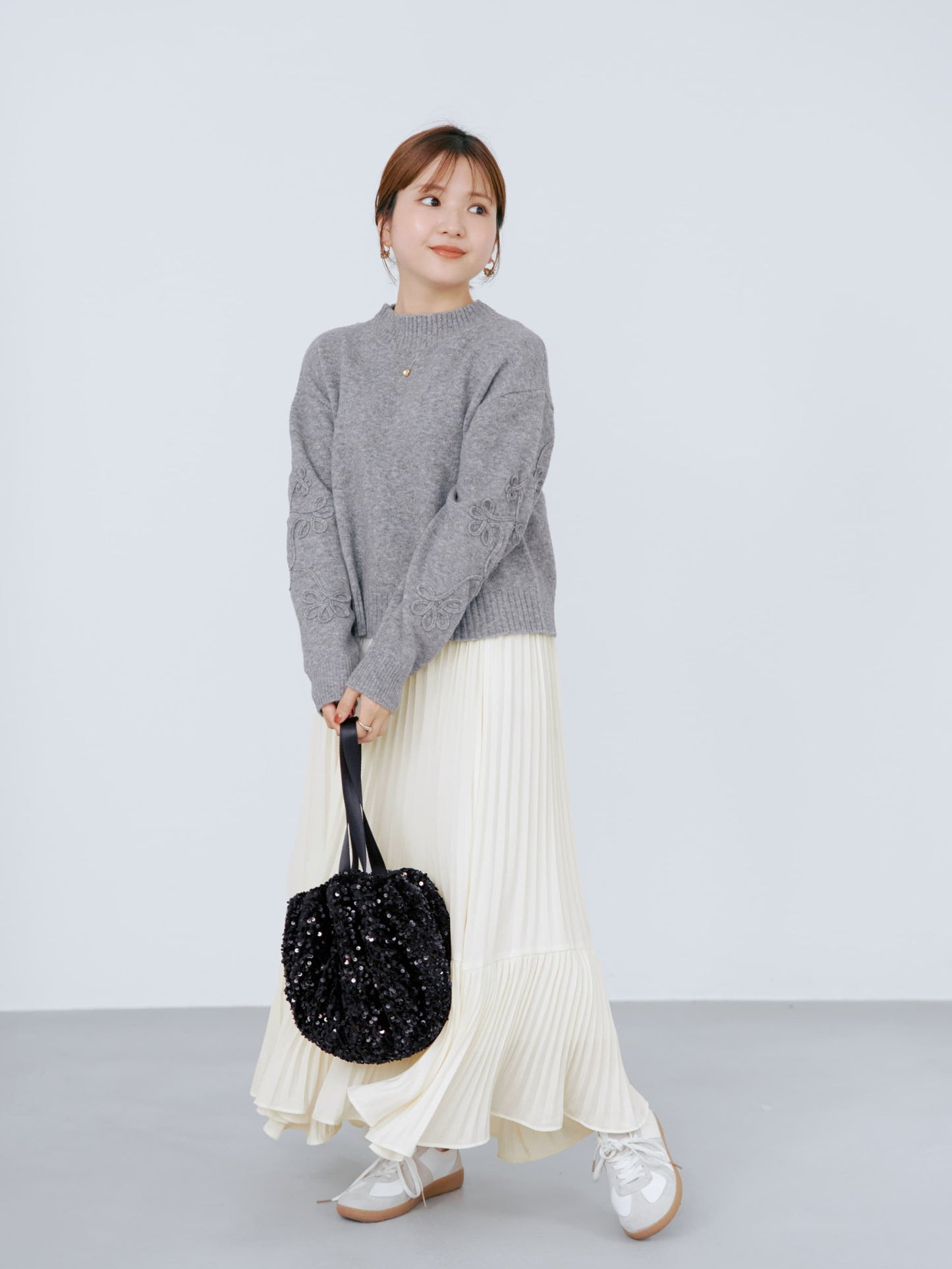 143cm | B:73 W:60 H:81 股下:65  | short着用