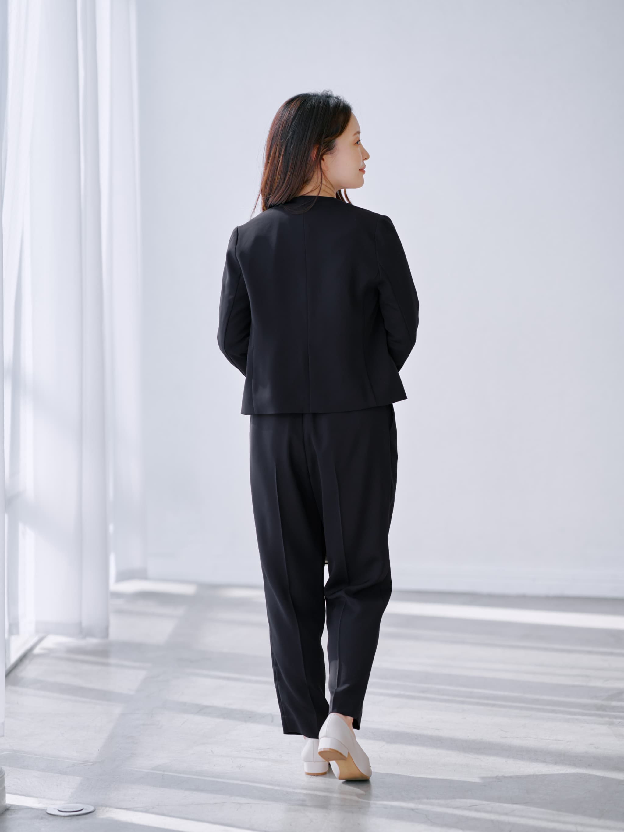 コヒナ ダブルクロス ウォッシャブル パンツスーツ XS コヒナ ダブル