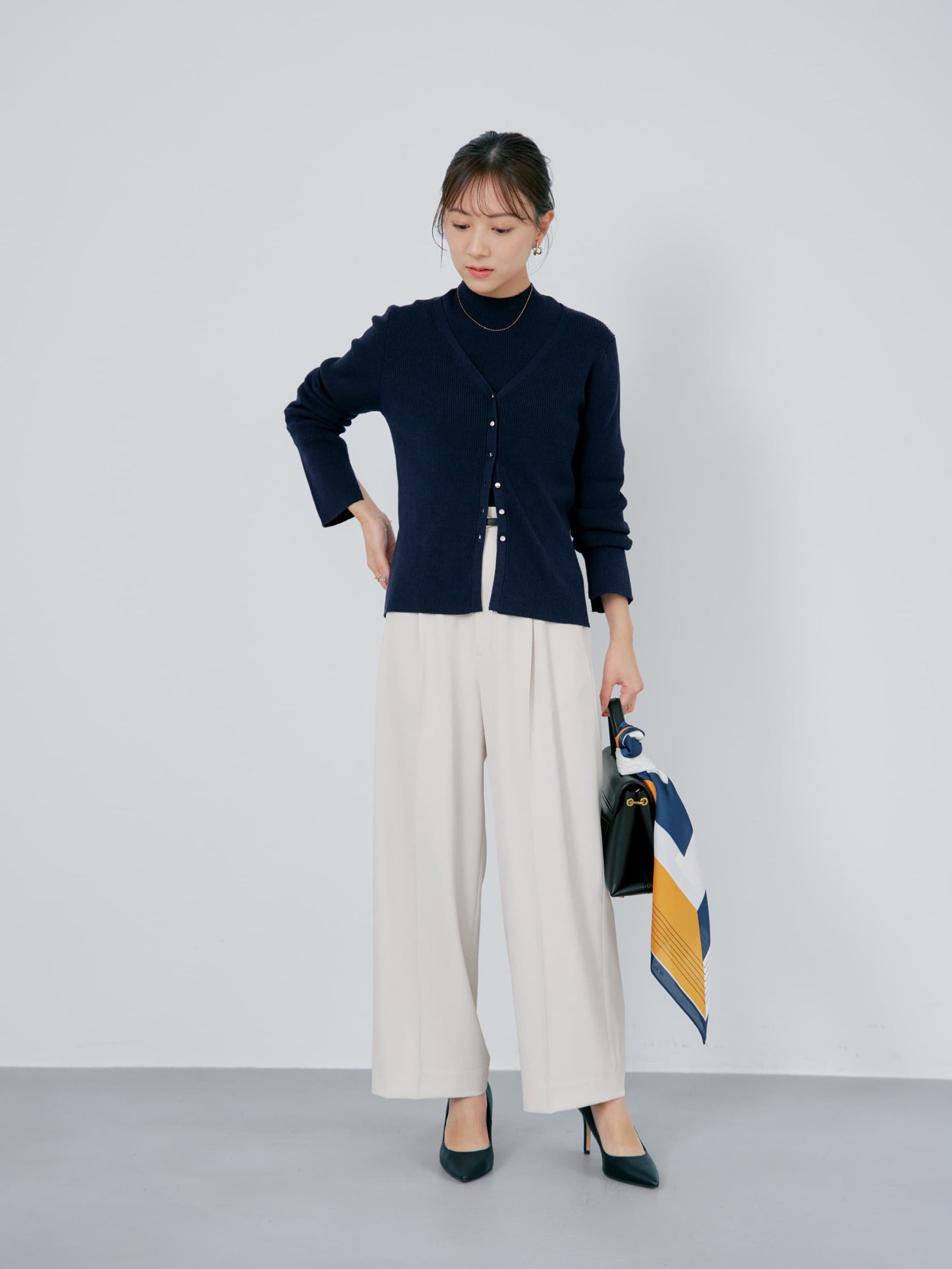 150cm | B:78 W:56 H:74 股下:69  | regular-XS着用