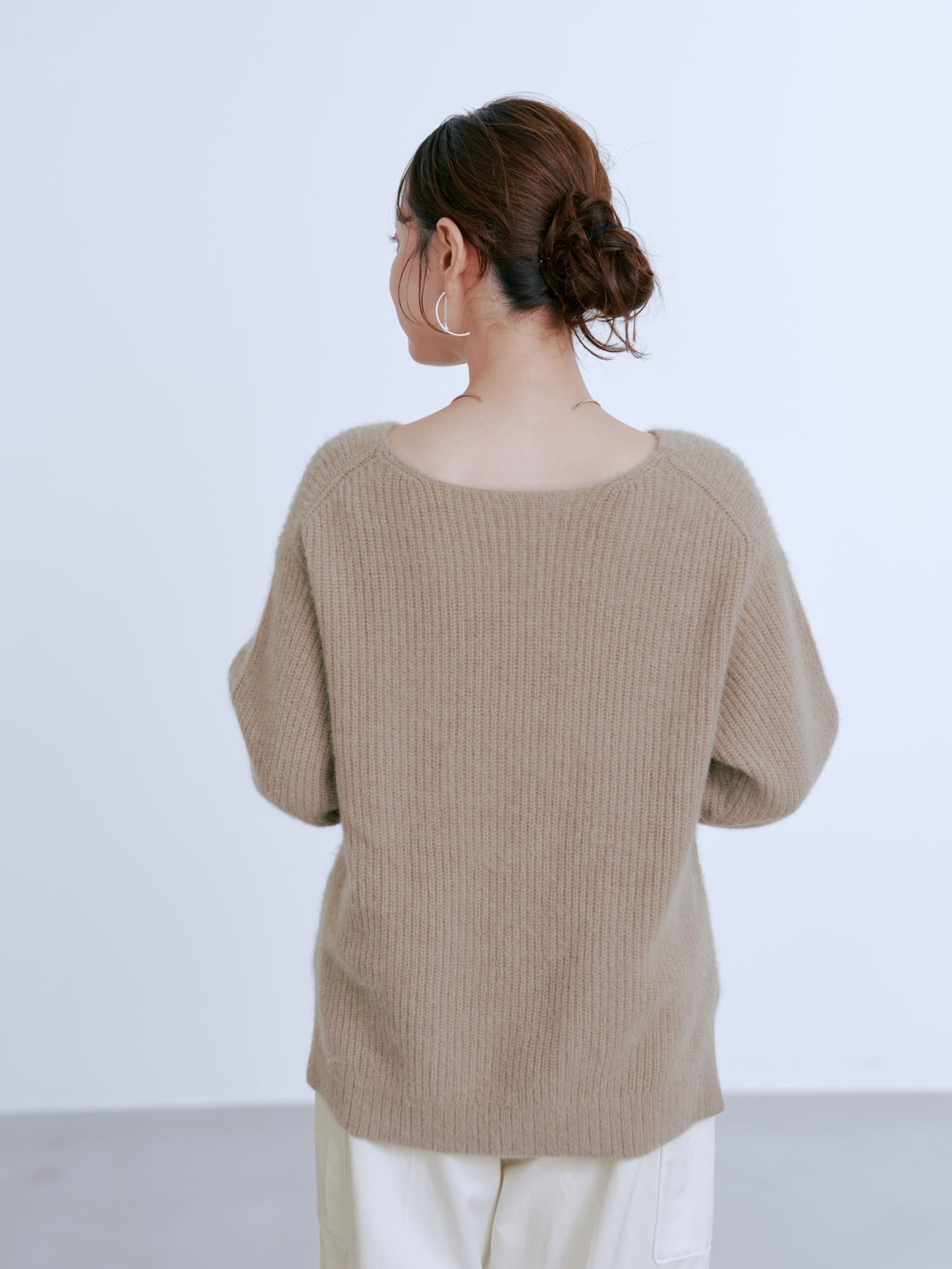 フォックスアンゴラVネックパターン柄ニット　[通常]