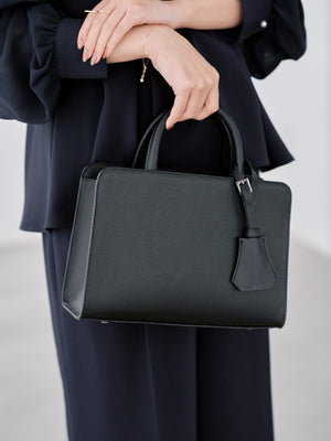 149cm | B:77 W:60 H:83 股下:68.5 | ワンサイズ着用