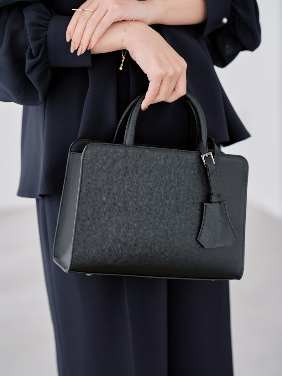 149cm | B:77 W:60 H:83 股下:68.5 | ワンサイズ着用