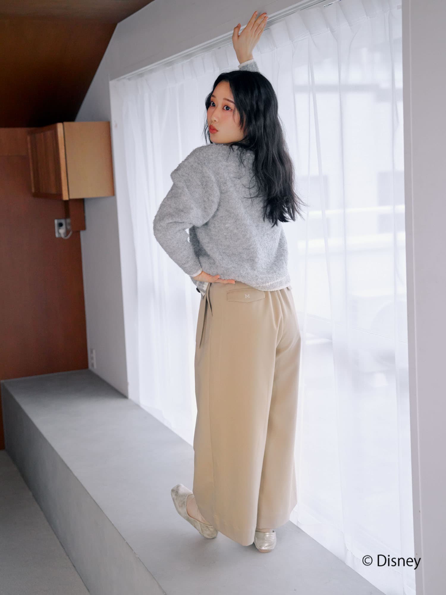 Disney】フラップロゴワイドパンツ-short & regular | 小柄・低身長