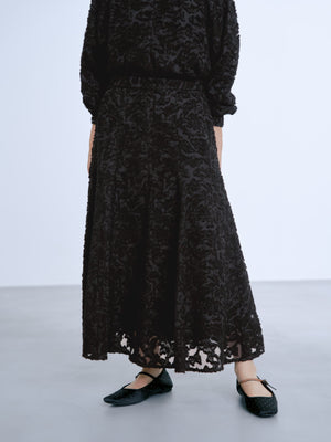 143cm | B:73 W:60 H:81 股下:65  | short-XS着用