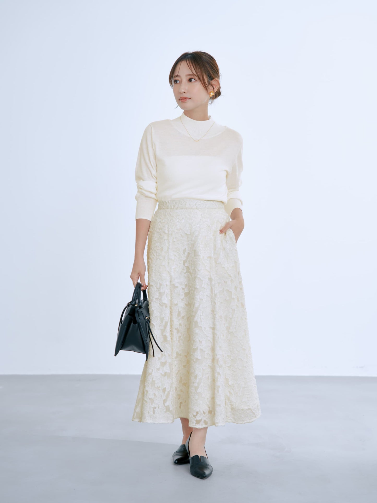 149cm | B:77 W:60 H:83 股下:68.5 | regular-XS着用