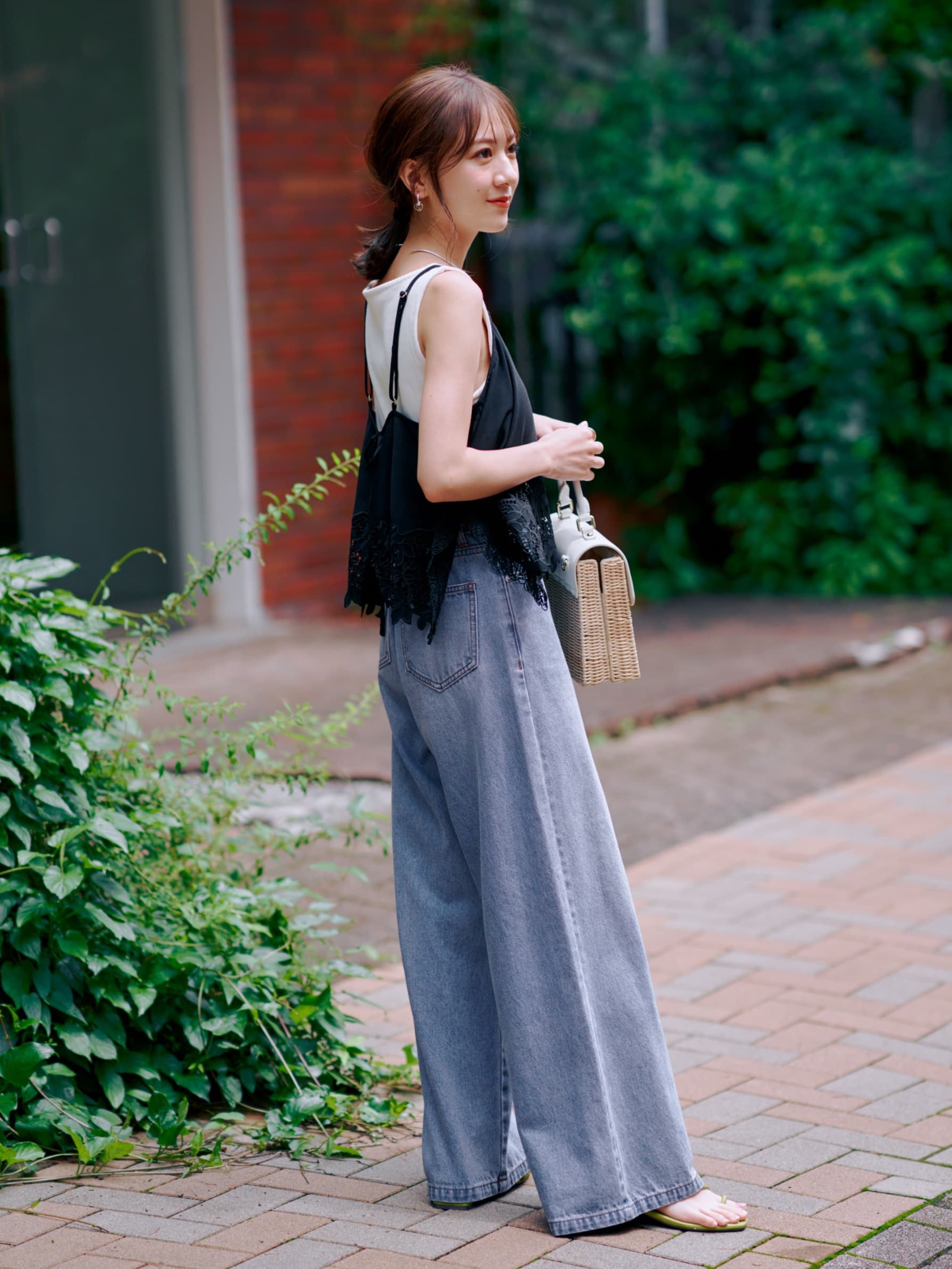 カットワークエンブロイダリーキャミソール | 小柄・低身長女性