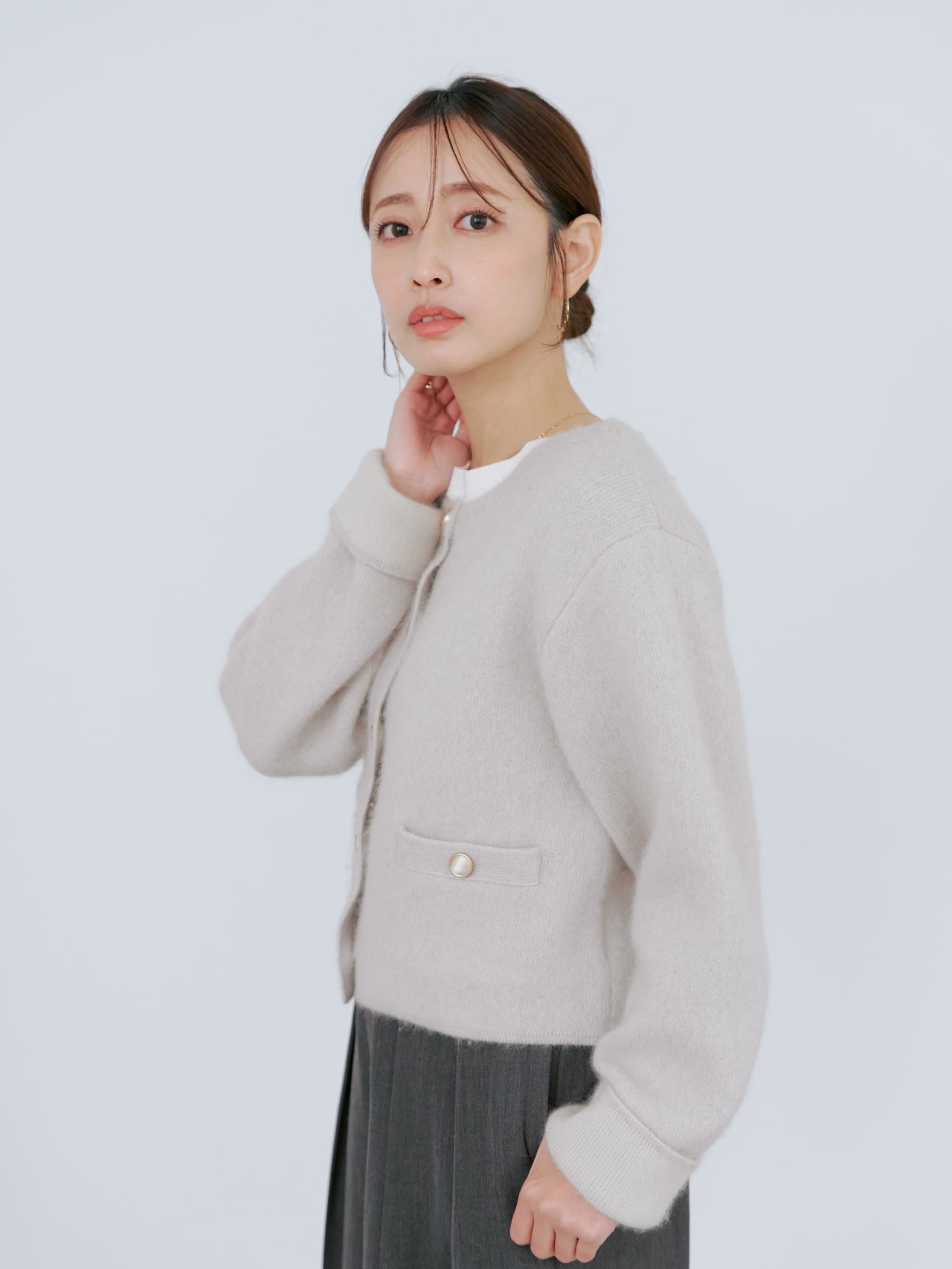 【美品】COHINAフォックスアンゴラダブルフェイスニットジャケット　グレージュ フォックスアンゴラダブルフェイスニットジャケット | 小柄・低身長