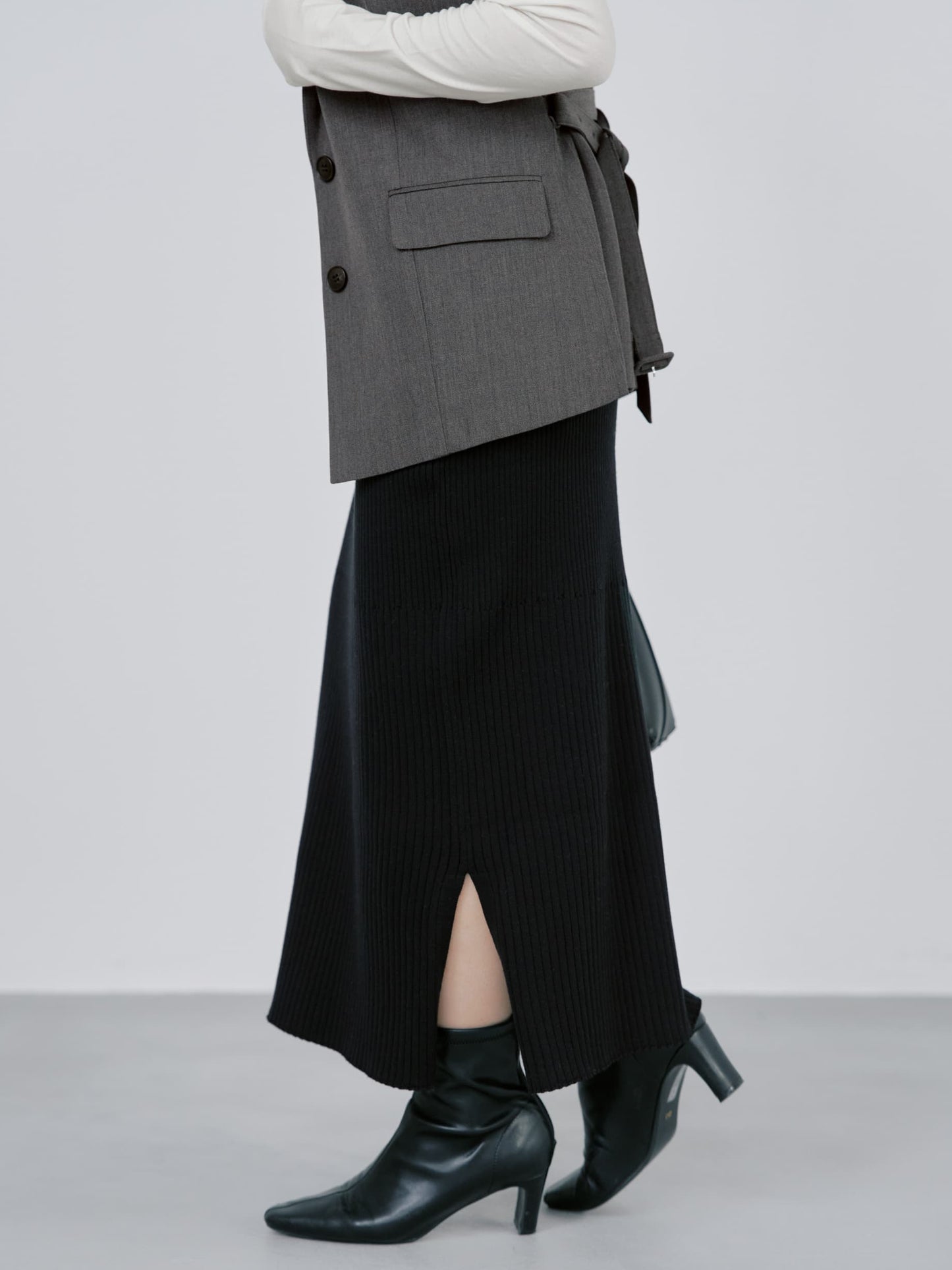 143cm | B:73 W:60 H:81 股下:65  | short着用