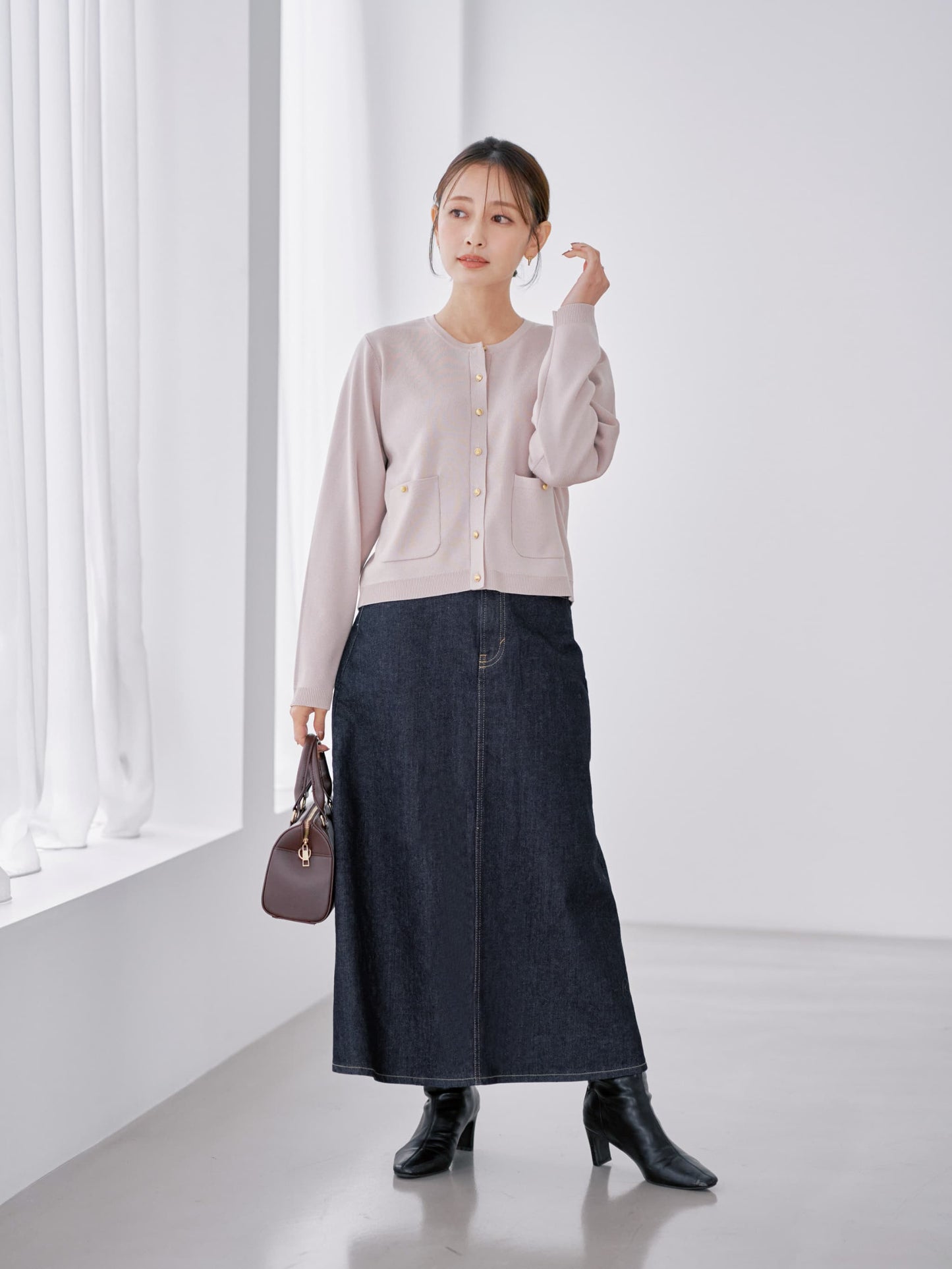 149cm | B:77 W:60 H:83 股下:68.5 | regular-XS着用