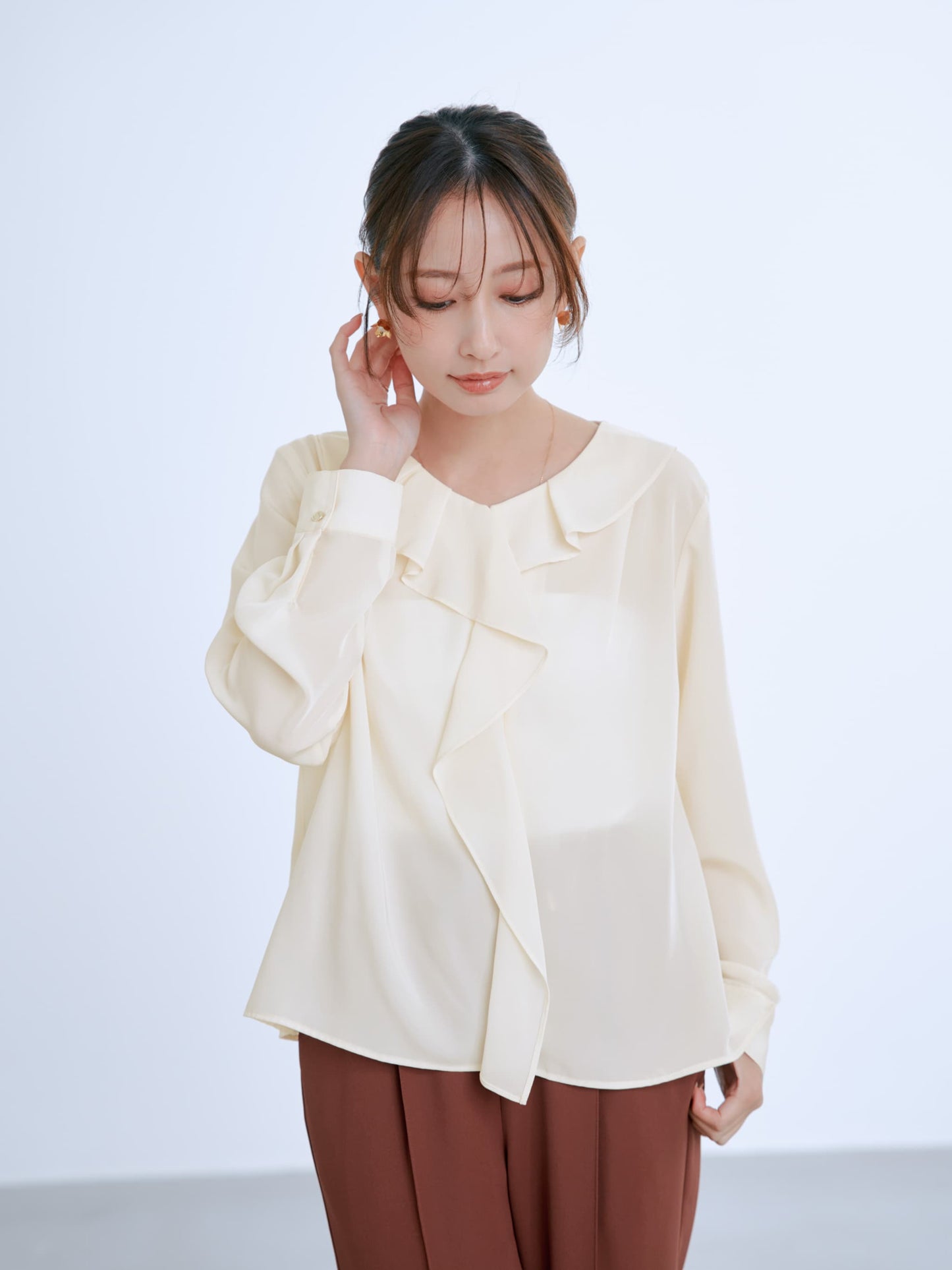 149cm | B:77 W:60 H:83 股下:68.5 | ワンサイズ着用