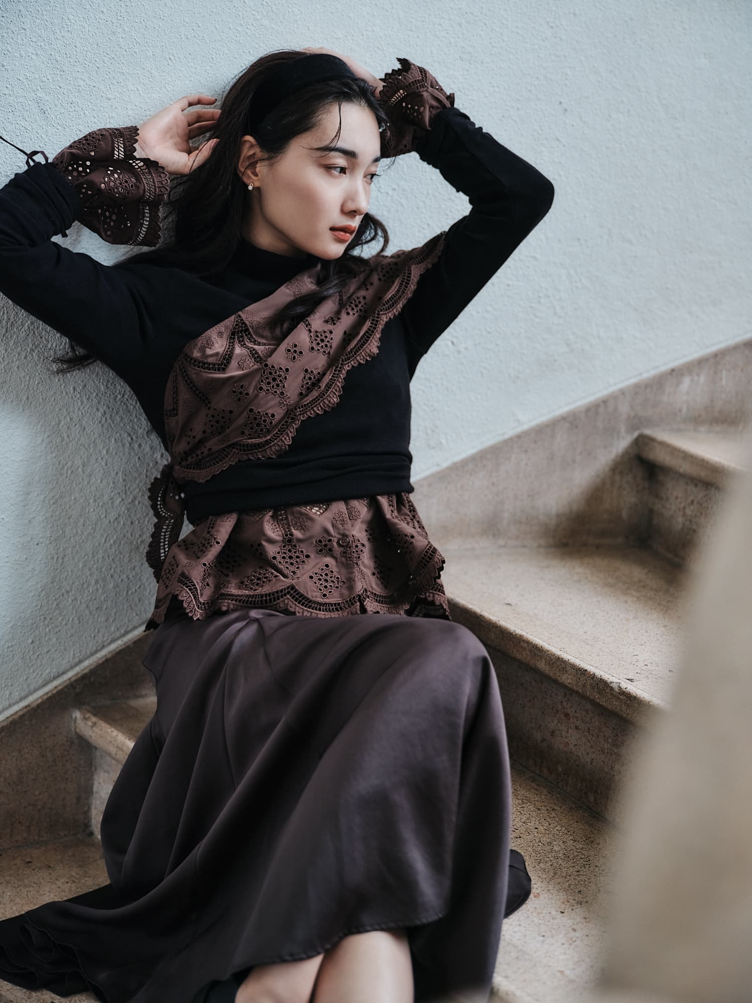 【美品】STRATA グロッシーボリュームフレアスカート　チャコール　S グロッシーボリュームフレアスカート | 小柄・低身長女性向け