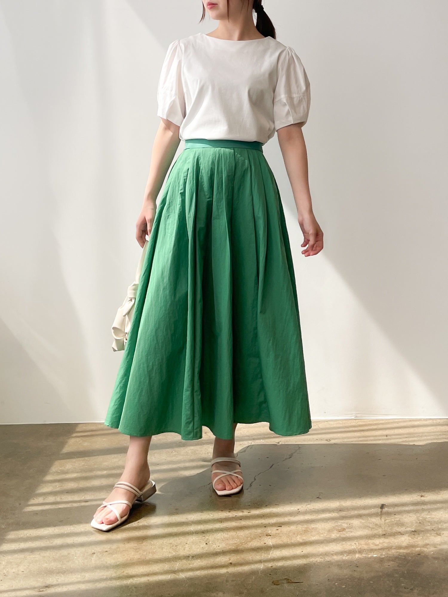 ランダムタックフレアスカート | 小柄・低身長女性向けファッション 