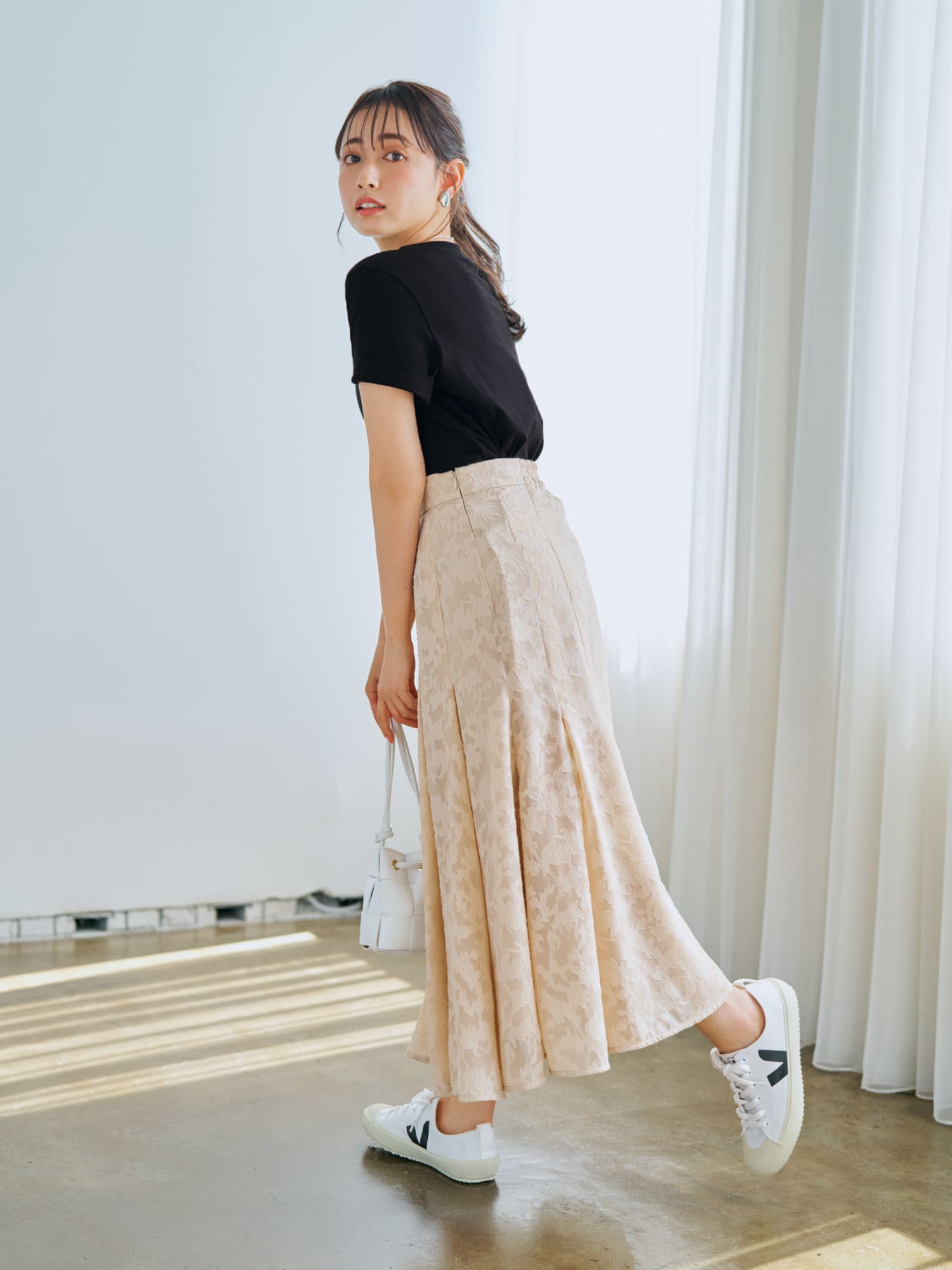 タックフレアフラワージャカードスカート-short & regular | 小柄・低身長女性向けファッション通販、コーディネート | COHINA  STORE