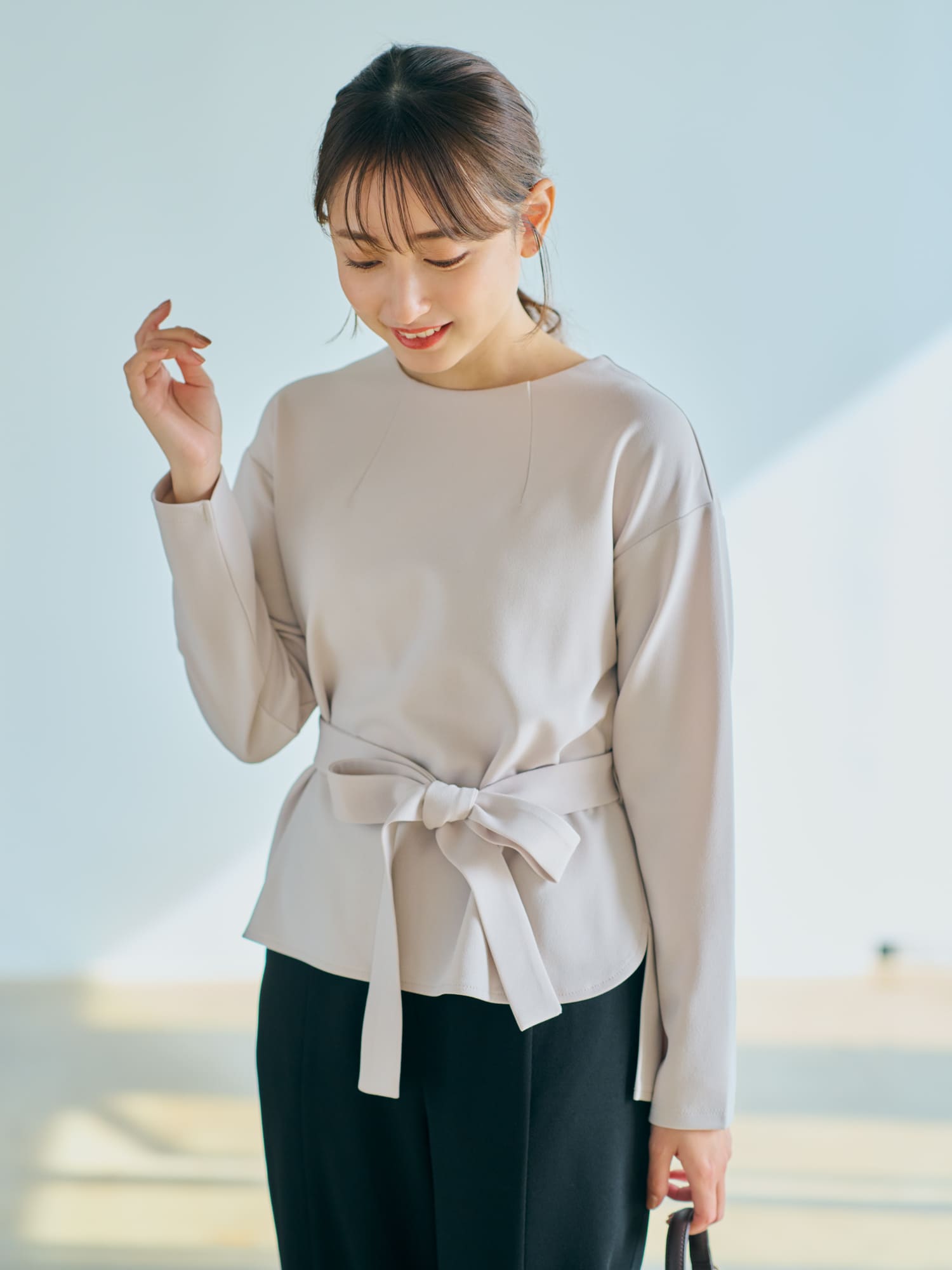 シャツテールブラウス×テーパードパンツセットアップ -short & regular シャツテールブラウス×テーパードパンツセットアップ -short & regular